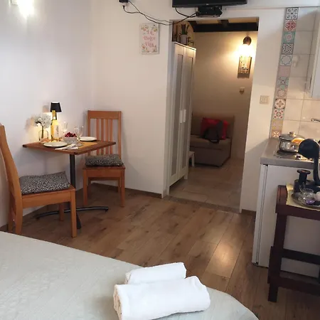 Astoria * 크릴로